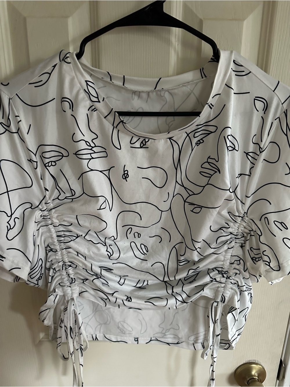 SHEIN White Crop Top with Black Abstract Face Print